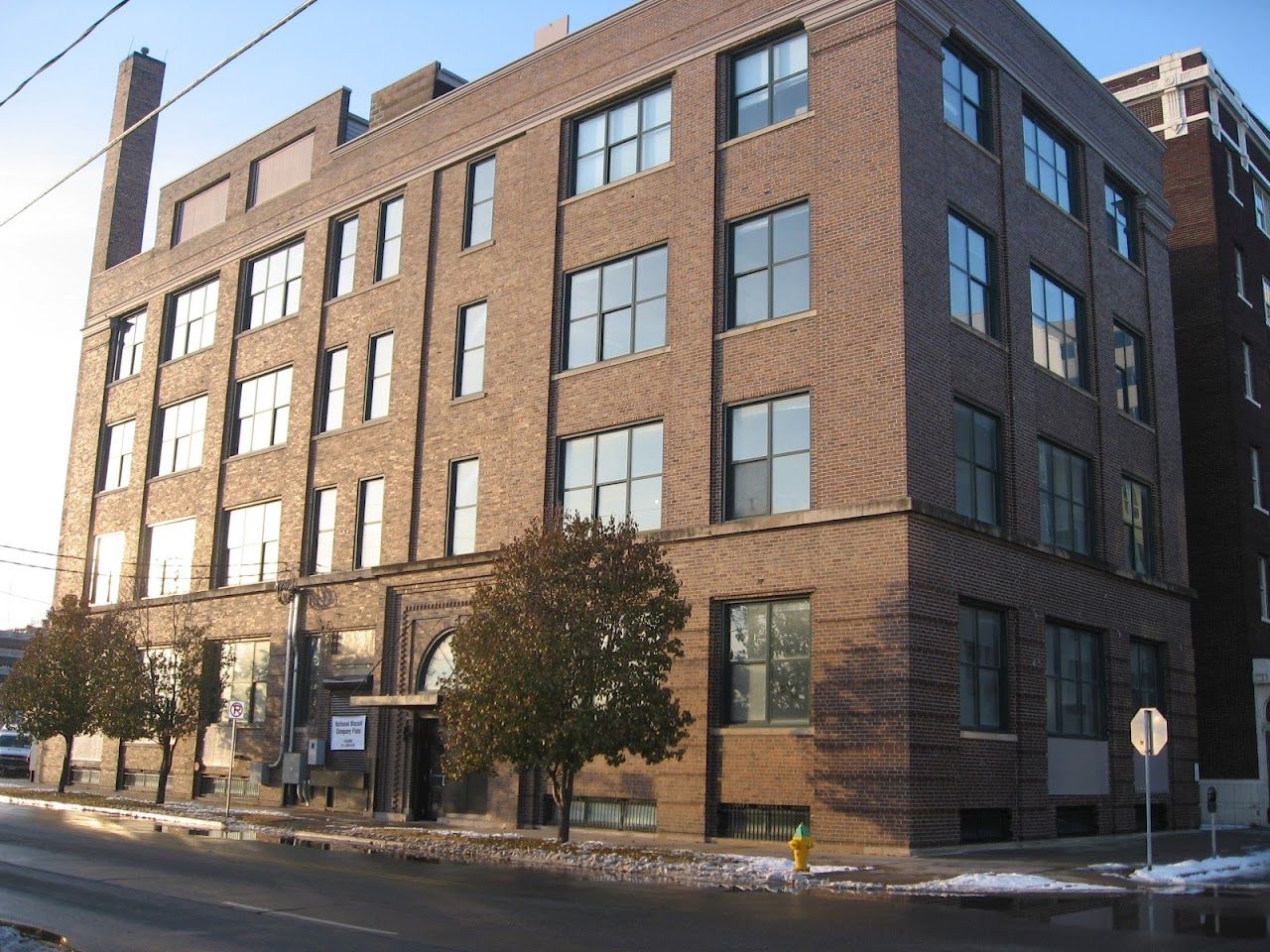 Photo of NATIONAL BISCUIT CO FLATS at 1001 CHERRY ST DES MOINES, IA 50309