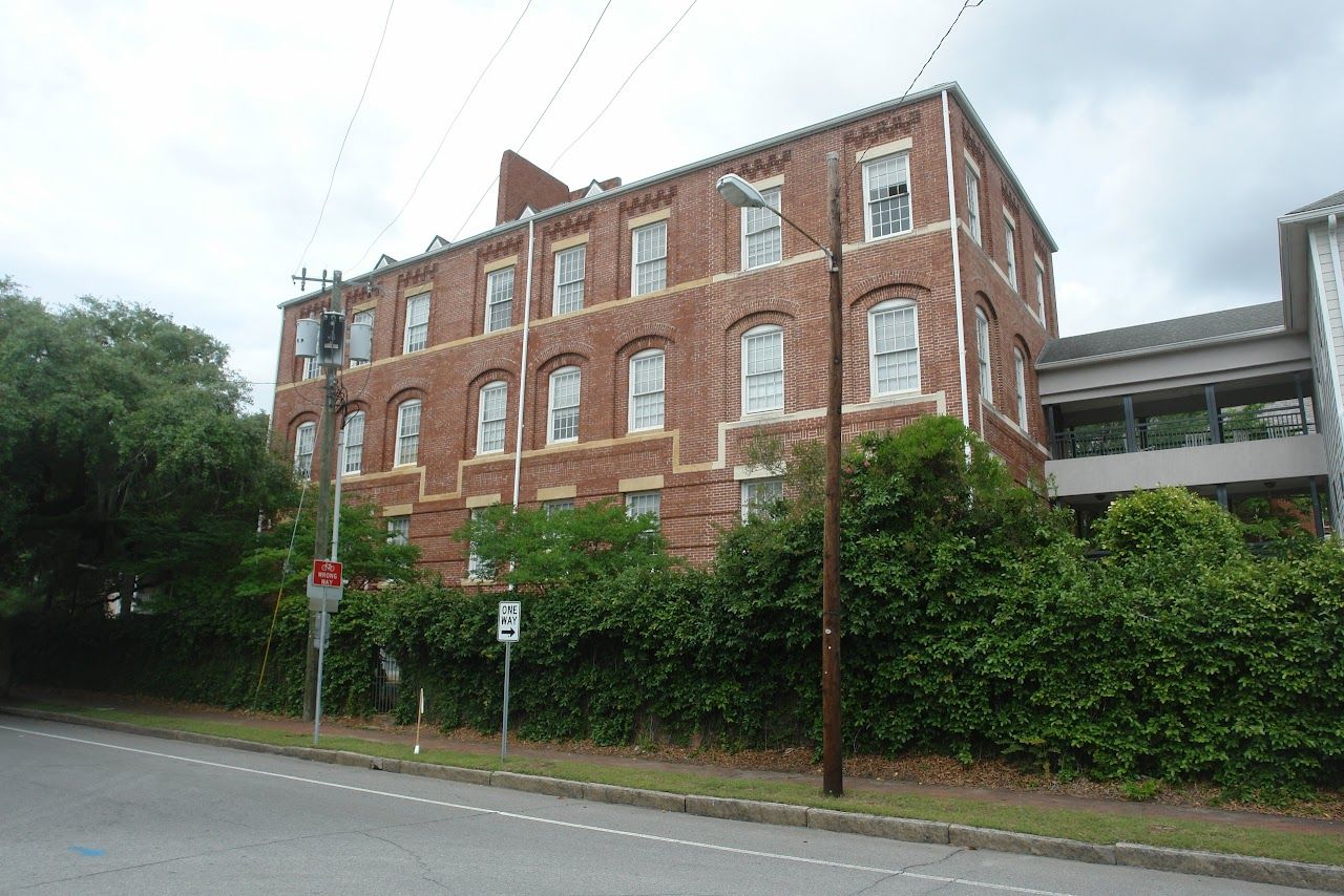 Photo of SISTER'S COURT. Affordable housing located at 222 E 37TH ST SAVANNAH, GA 31401