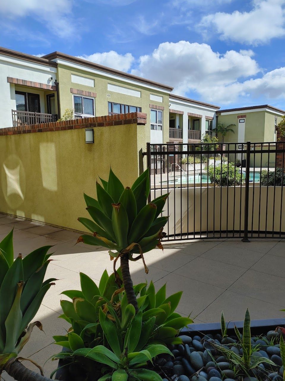 Photo of RAMONA PARK SENIOR. Affordable housing located at 3290 E ARTESIA BLVD LONG BEACH, CA 90805