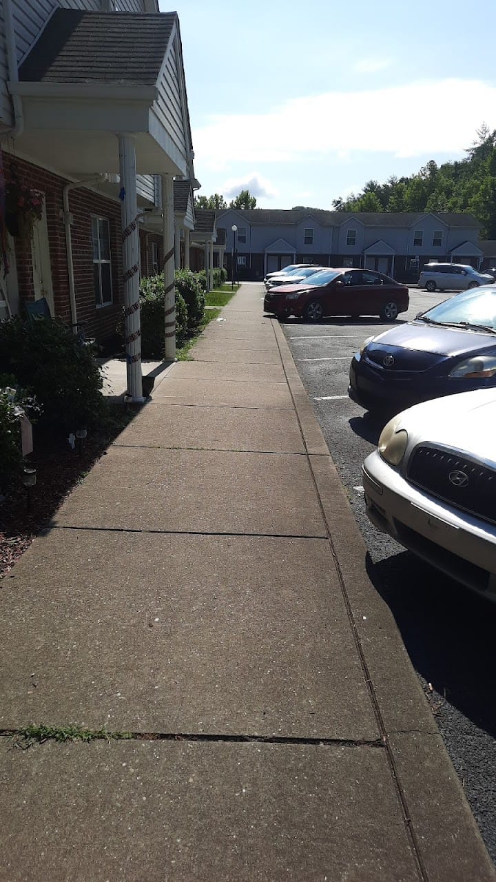 Photo of ELK CROSSING APTS at 1511 FRAME RD ELKVIEW, WV 25071