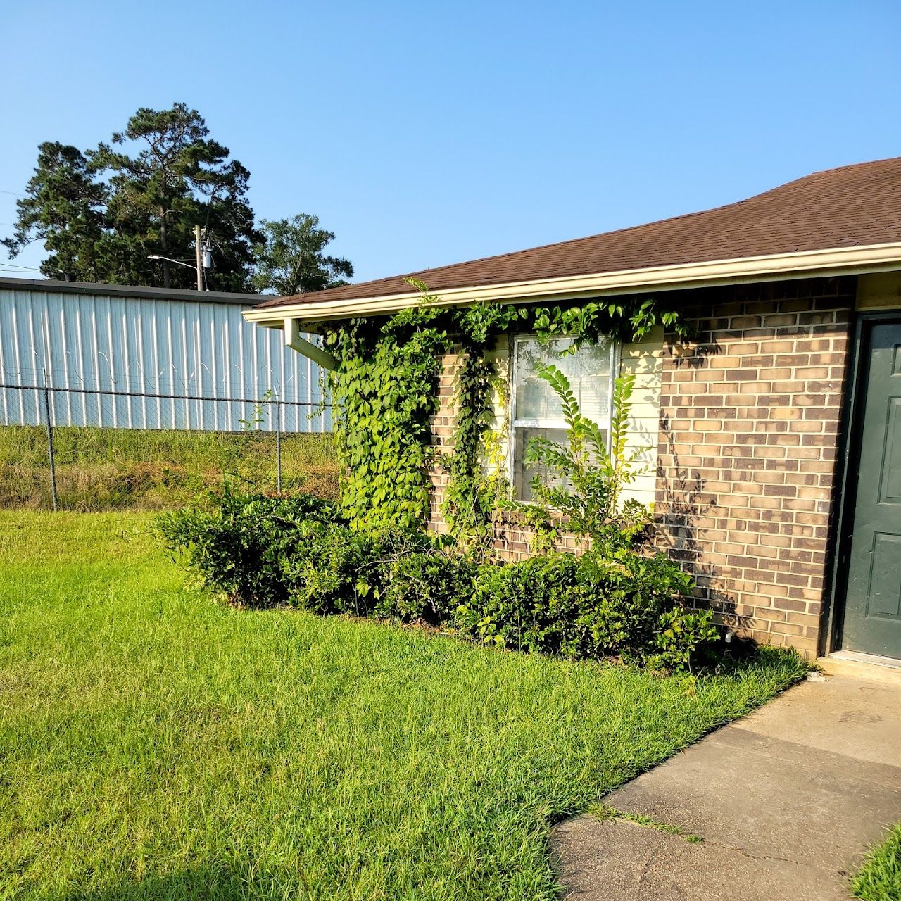 Photo of BROOKHAVEN APTS at 635 INDUSTRIAL PARK RD NE BROOKHAVEN, MS 39601