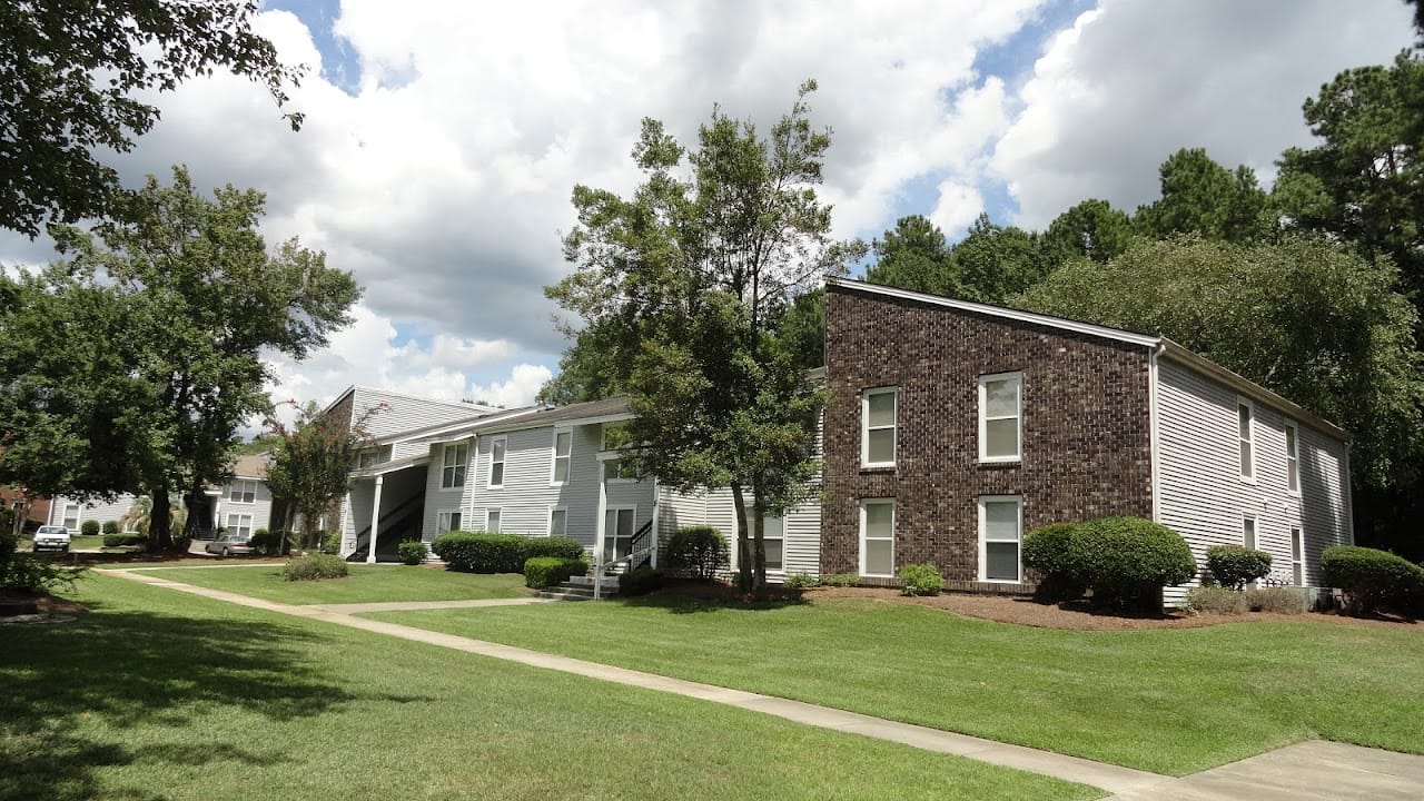 Photo of CANEBREAK APARTMENTS at 1300 CENTRAL AVENUE SUMMERVILLE, SC 29483