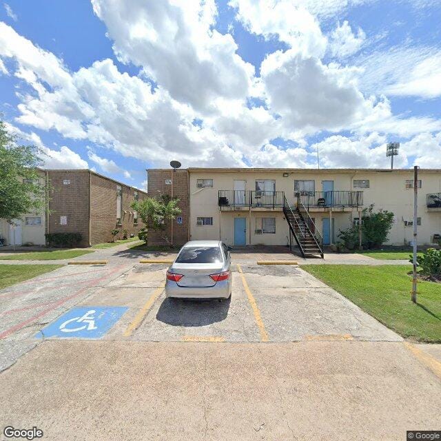 Photo of Boulevard 61. Affordable housing located at 6101 Richmond Ave Houston, TX 77057