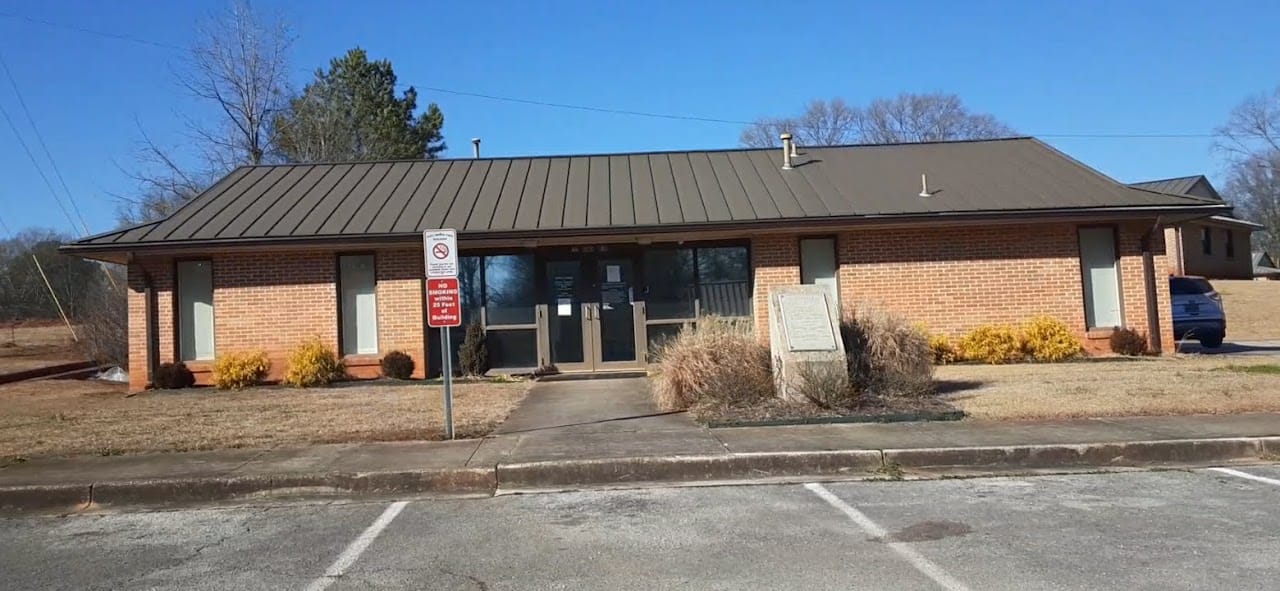 Photo of Housing Authority of the City of Moulton, AL. Affordable housing located at 200 BURCH Boulevard MOULTON, AL 35650