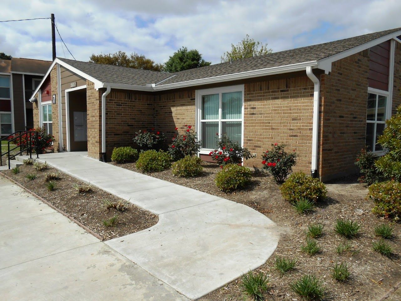 Photo of Fox Run Apartments. Affordable housing located at 2600 Allie Payne Rd Orange, TX 77632