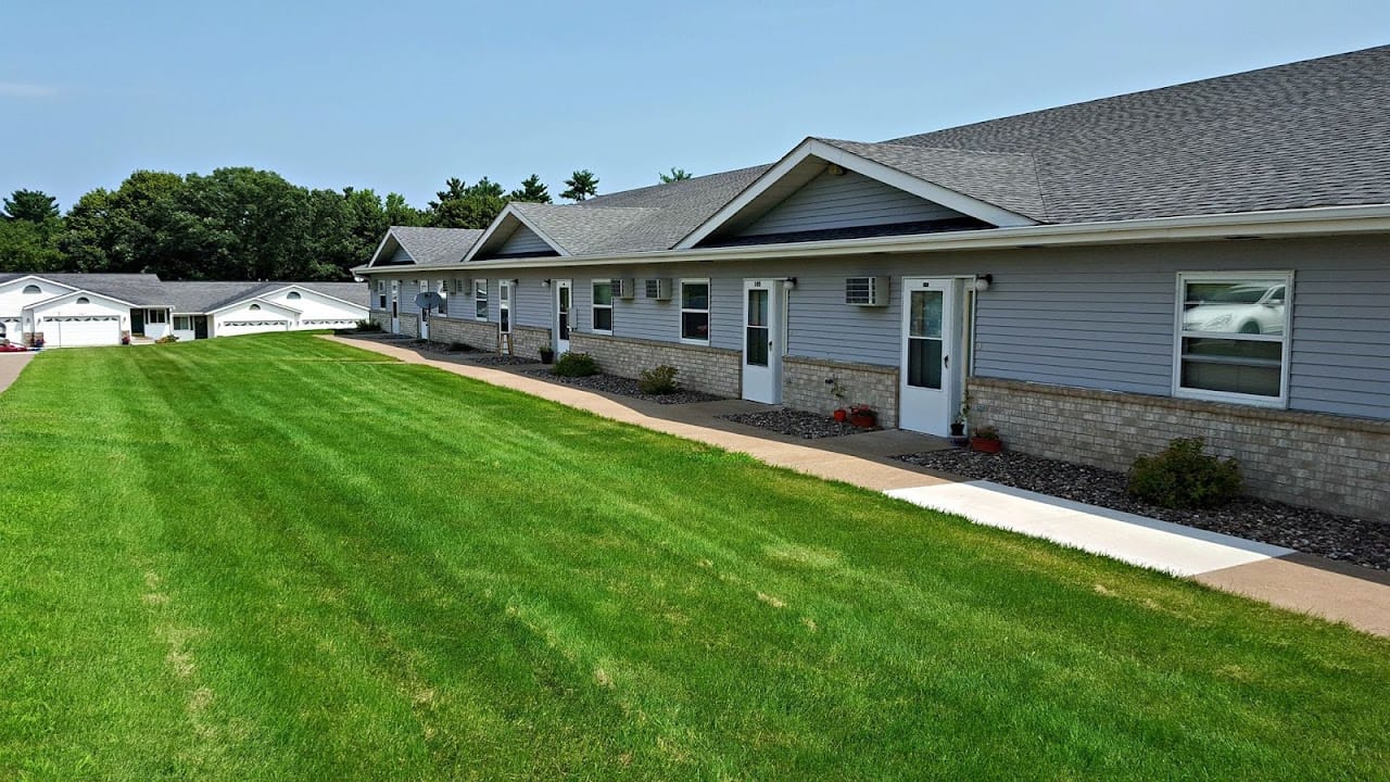 Photo of PINEDALE II at 384 RED CEDAR ST MENOMONIE, WI 54751