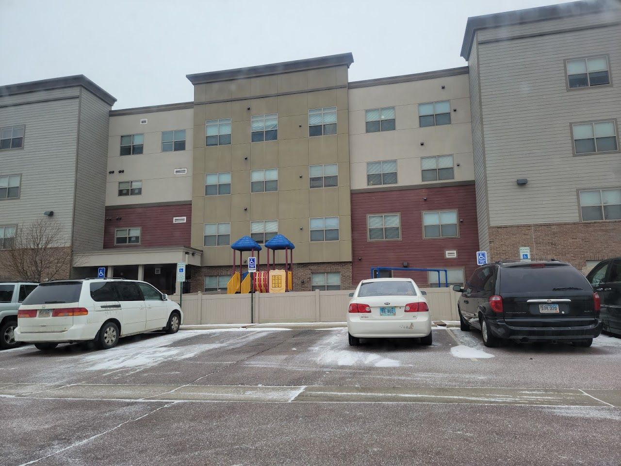 Photo of SPRING CENTER APTS at 512 S SPRING AVE SIOUX FALLS, SD 57104