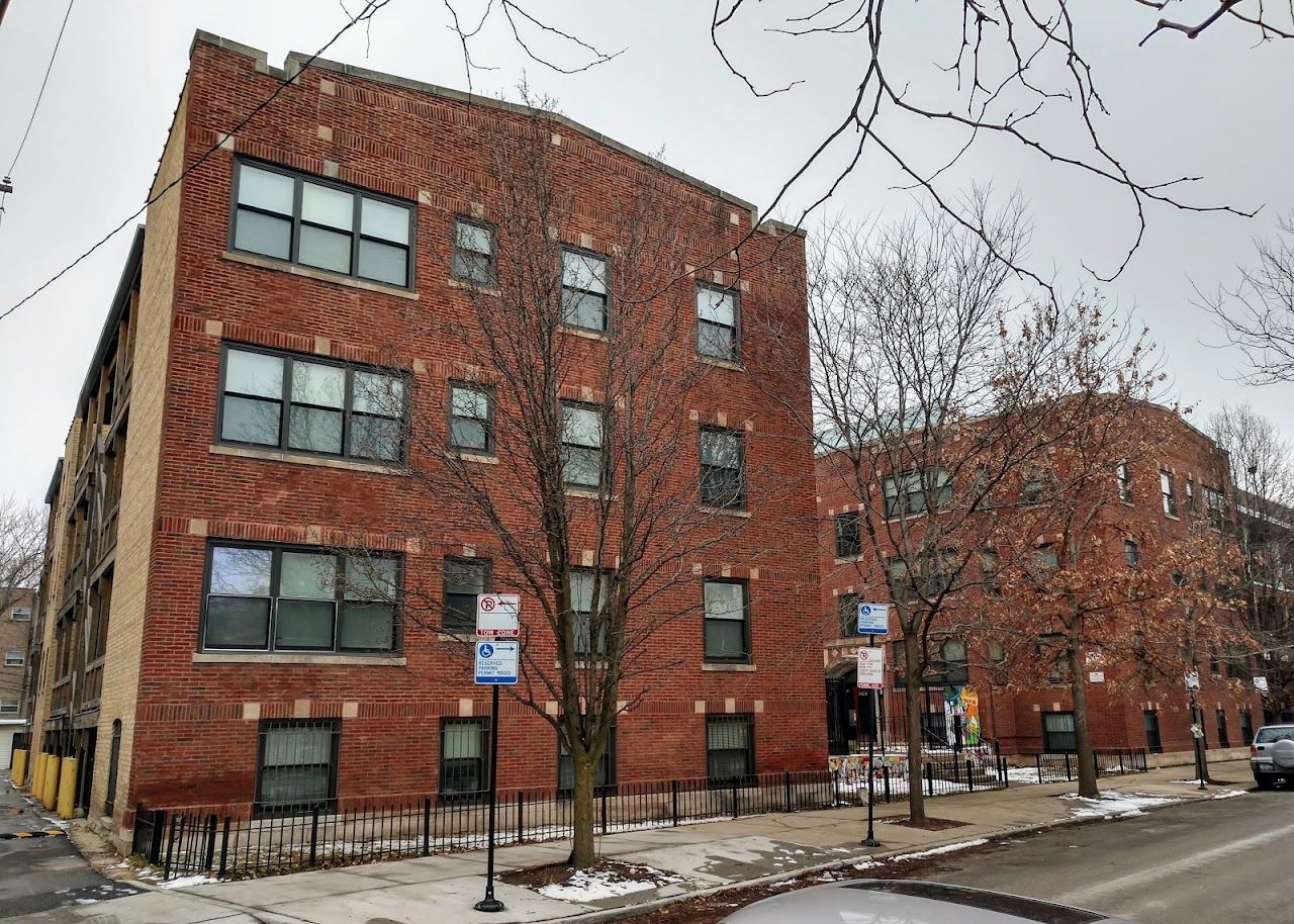 Photo of CLIFTON MAGNOLIA APTS at 4416 N CLIFTON AVE CHICAGO, IL 60640