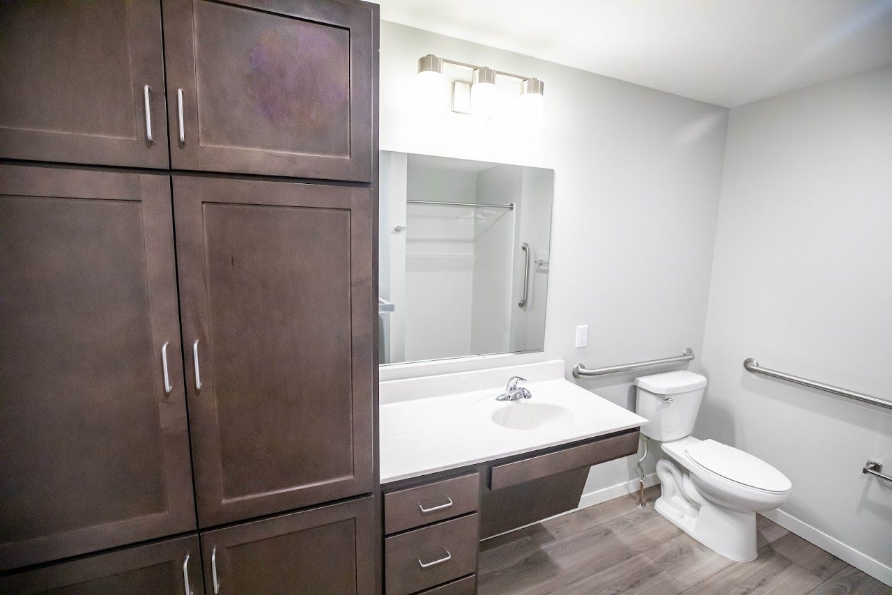 Photo of ARRO Senior Apartments. Affordable housing located at 875 Edgewood Rd Hiawatha, IA 52233
