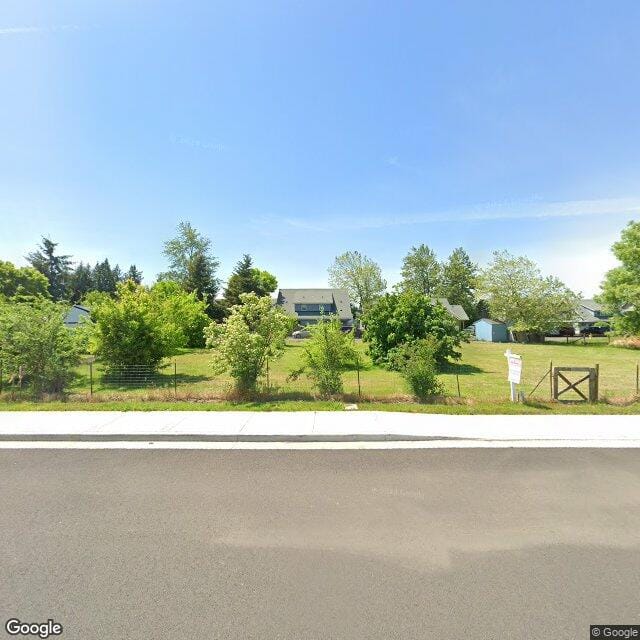 Photo of SOMMERVILLE PLACE APTS at 885 SOMMERVILLE LOOP HARRISBURG, OR 97446