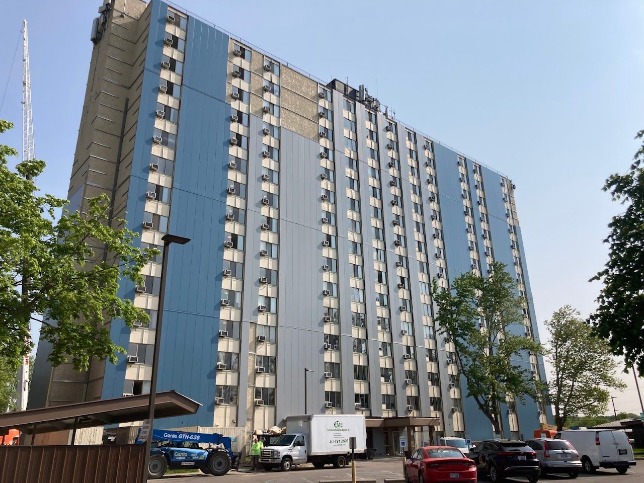 Photo of CLAWSON MANOR. Affordable housing located at 255 W 14 MILE ROAD CLAWSON, MI 48017