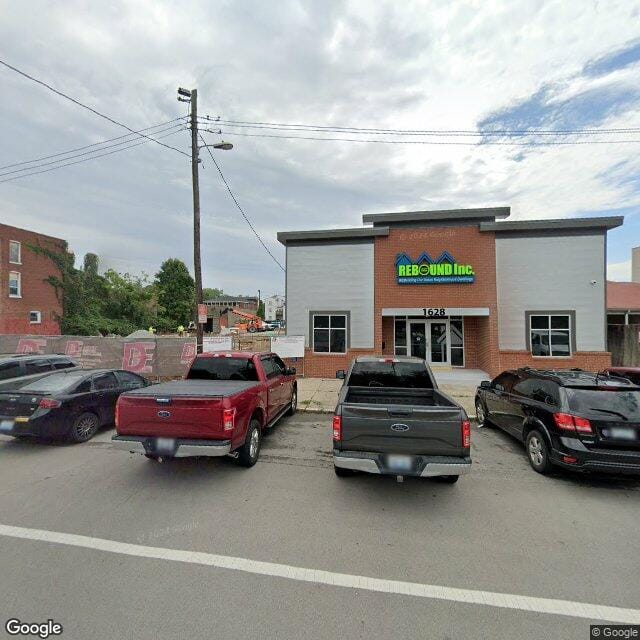 Photo of The Richmond Apartments. Affordable housing located at 1622 W Market St Louisville, KY 40203