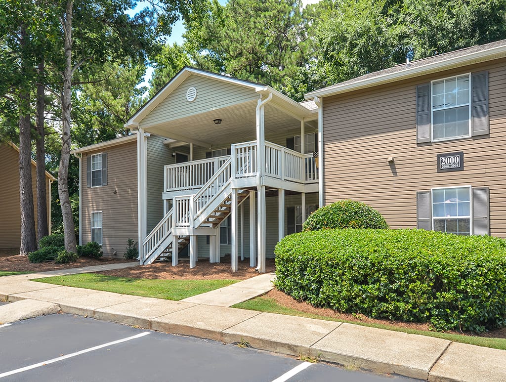 Photo of Brooks Crossing Apartments at 8050 Taylor Rd Riverdale, GA 30274