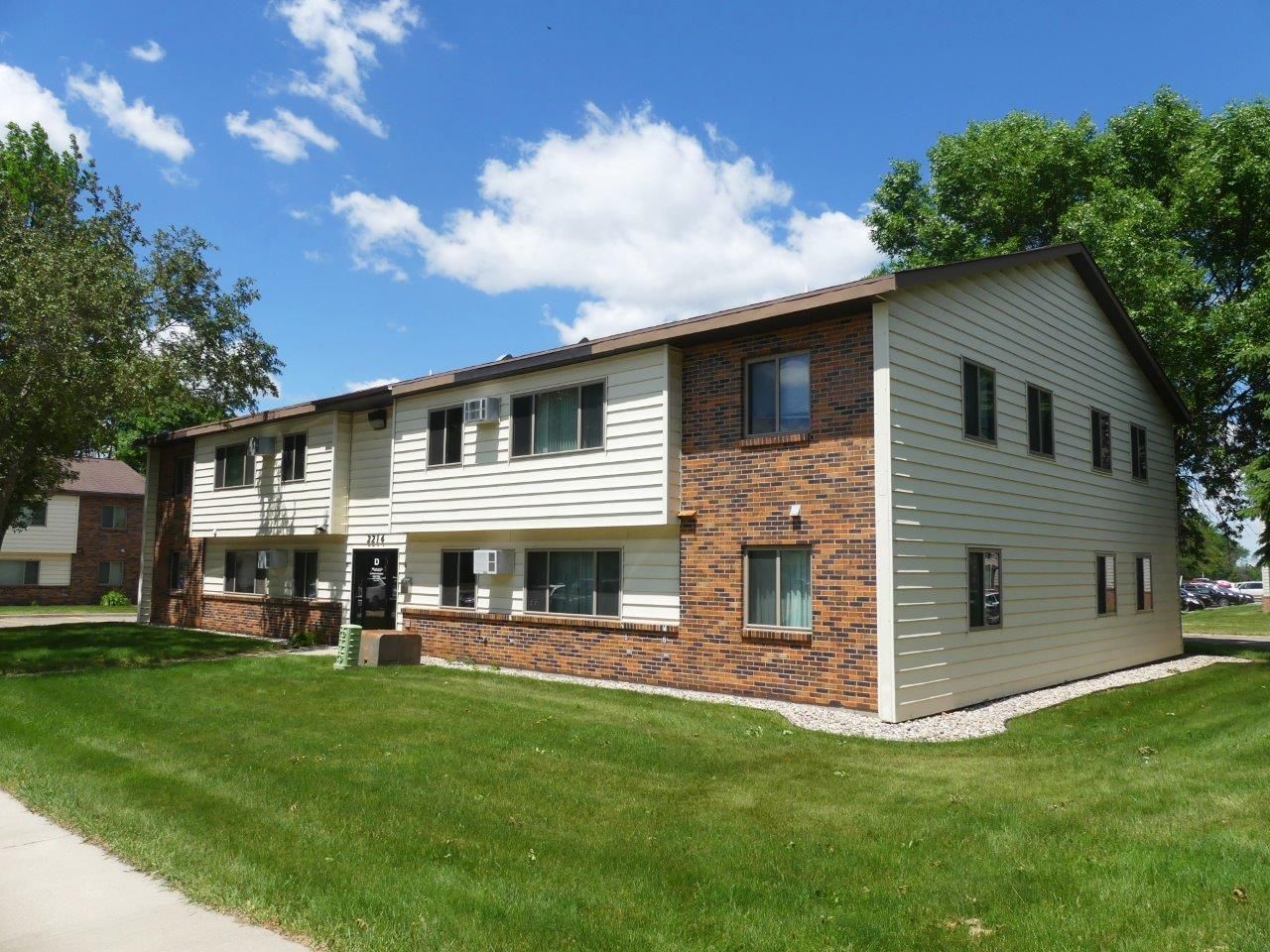 Photo of Clairview Apartments at 906 22nd Ave Brookings, SD 57006