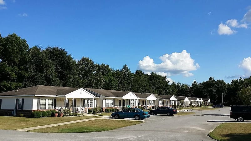 Photo of ALBANY SPRING SENIOR APARTMENTS. Affordable housing located at 1601 RADIUM SPRINGS RD ALBANY, GA 31705