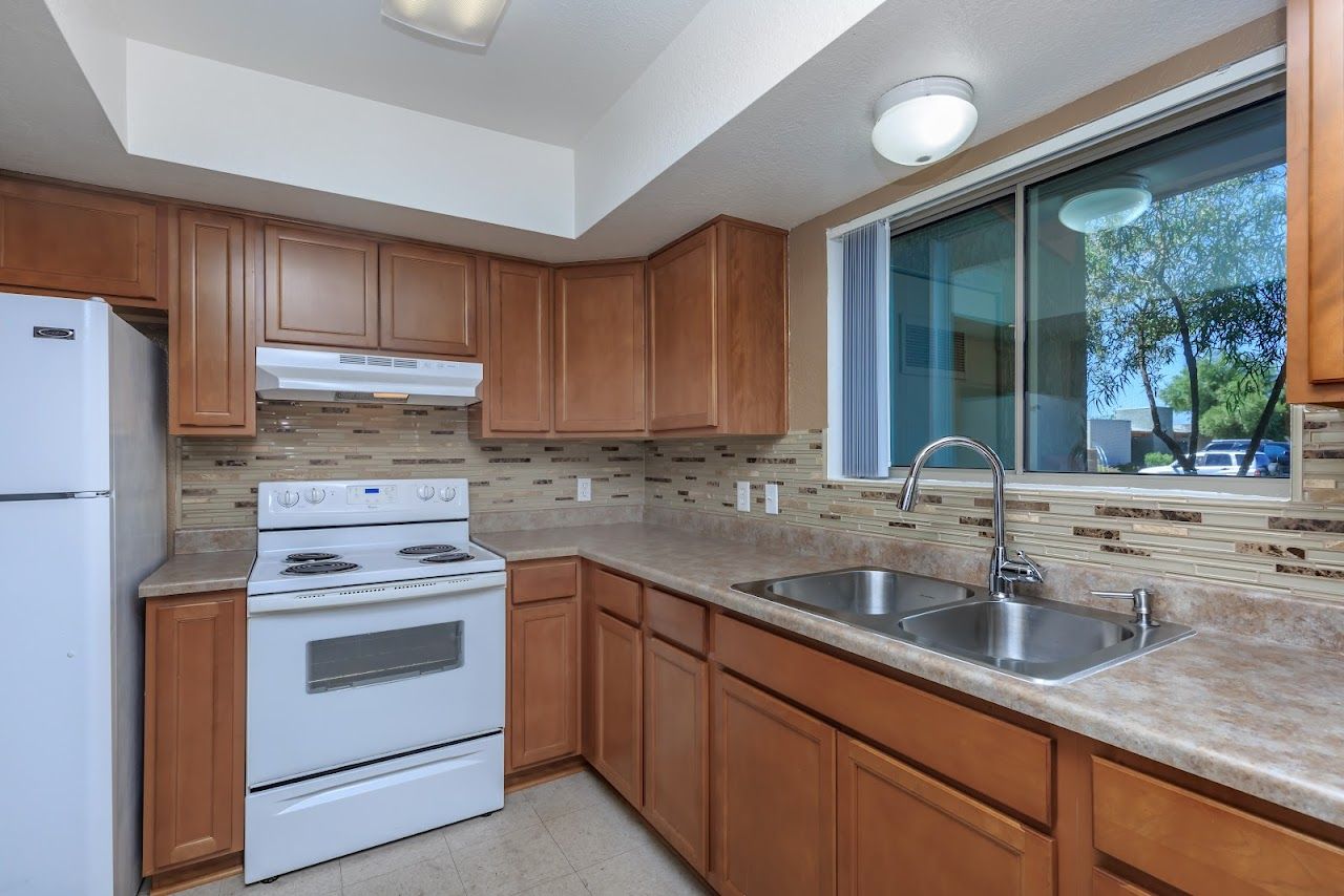 Photo of El Memorial De Don Frew. Affordable housing located at 11907-11941 W Grier Rd Marana, AZ 85653