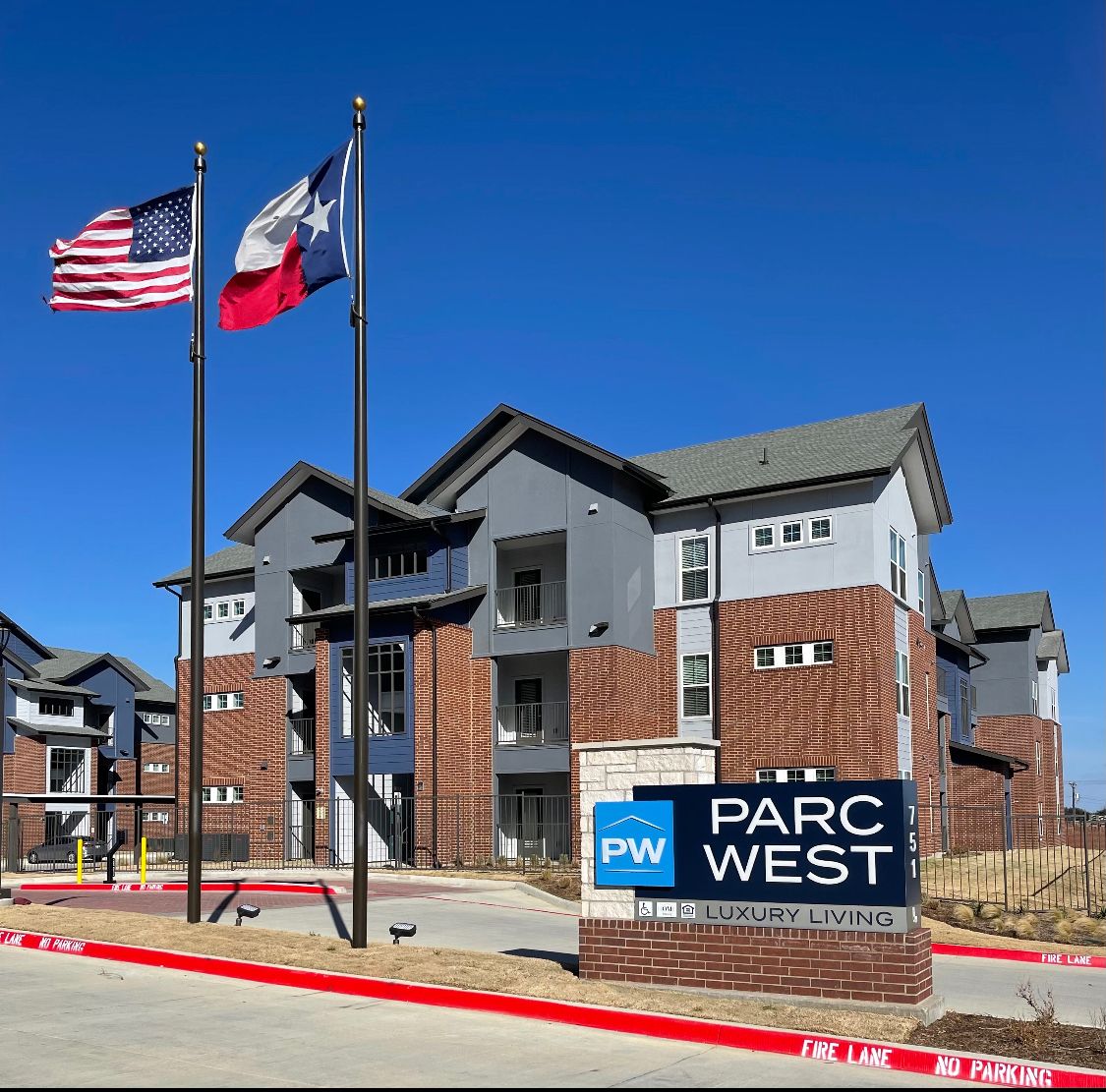 Photo of BARDIN APARTMENTS at NWQ W BARDIN RD AND MATLOCK RD. ARLINGTON, TX 76018