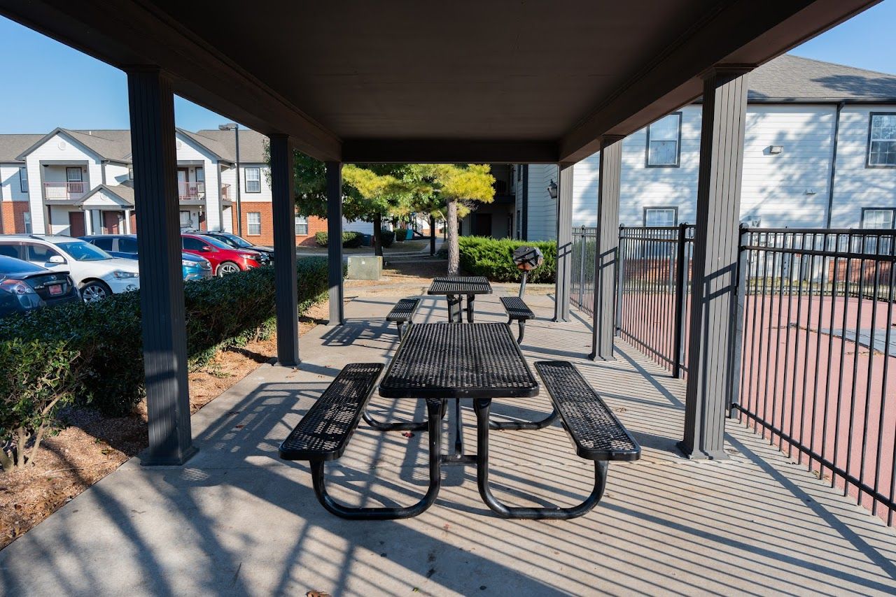 Photo of Elizabeth Place Apartments. Affordable housing located at 1955 S Shepard Ave El Reno, OK 73036