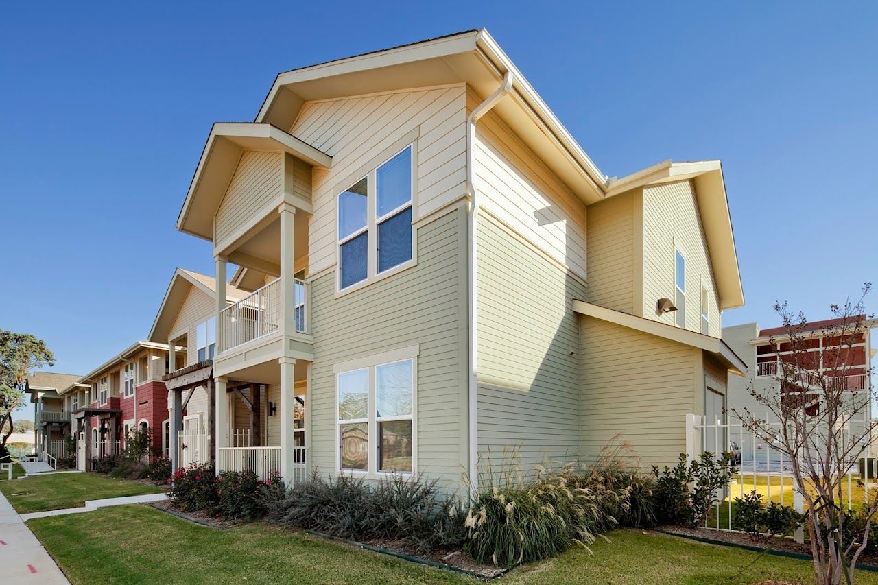 Photo of Race Street Lofts at 2901 Race St Fort Worth, TX 76111