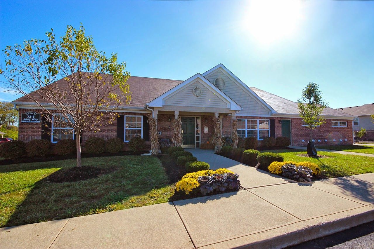 Photo of LYNHURST PARK APTS II at 4930 WICKS DR INDIANAPOLIS, IN 46241