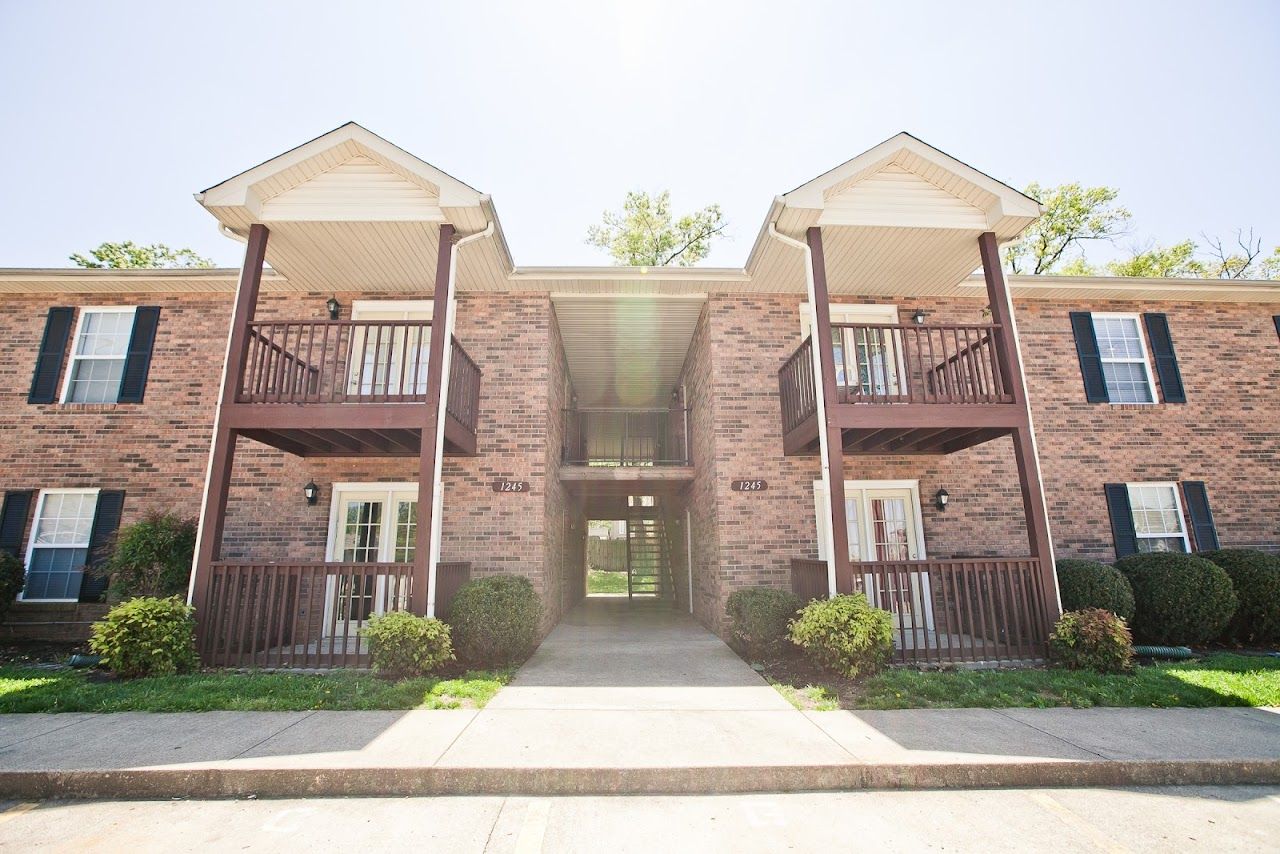 Photo of Parkway Place at 1208-1250 Parkway Pl Clarksville, TN 37042