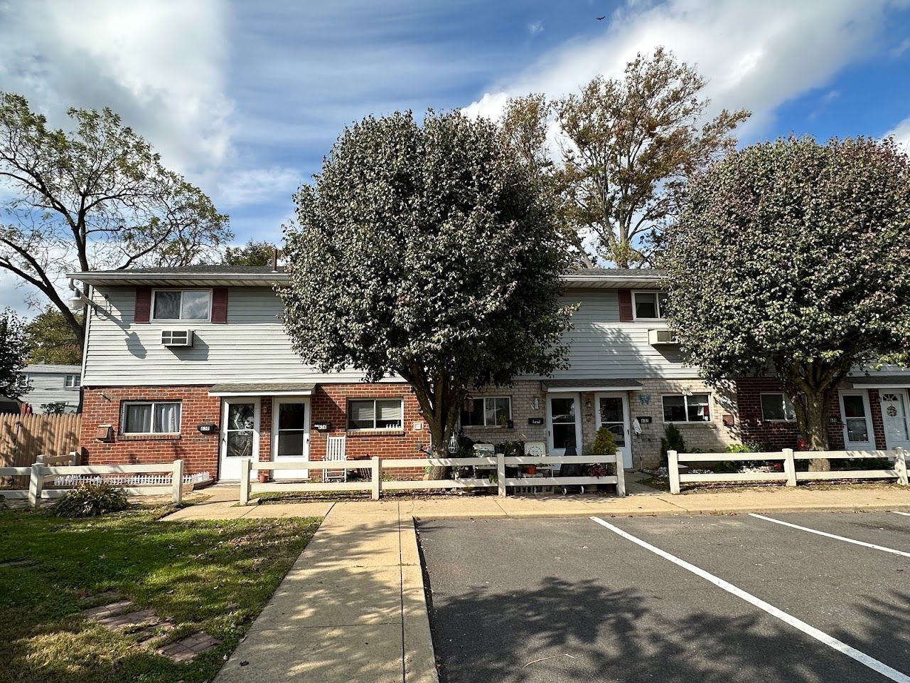 Photo of COLEMAN COURT TOWNHOMES. Affordable housing located at 615 COLEMAN AVE MORRISVILLE, PA 19067