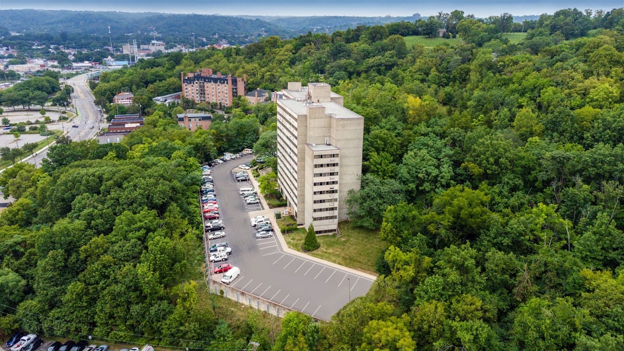 Photo of CLIFTON PLACE APARTMENTS. Affordable housing located at 900 RUE DE LA PAIX CINCINNATI, OH 45220