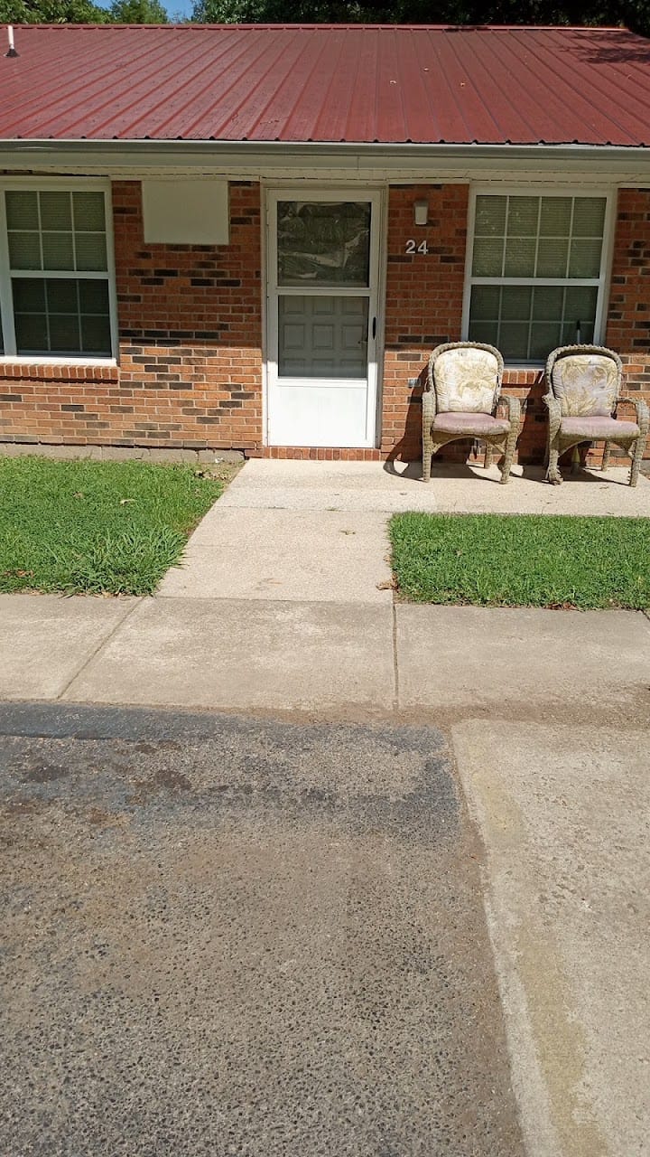 Photo of 822-826 S West St. Affordable housing located at 822-826 S West St Sikeston, MO 63801