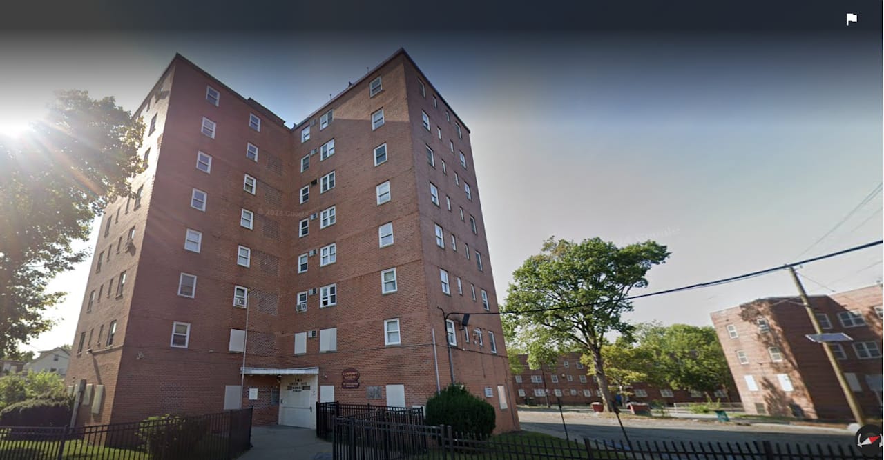 Photo of Irvington Housing Authority. Affordable housing located at 101 UNION Avenue IRVINGTON, NJ 07111
