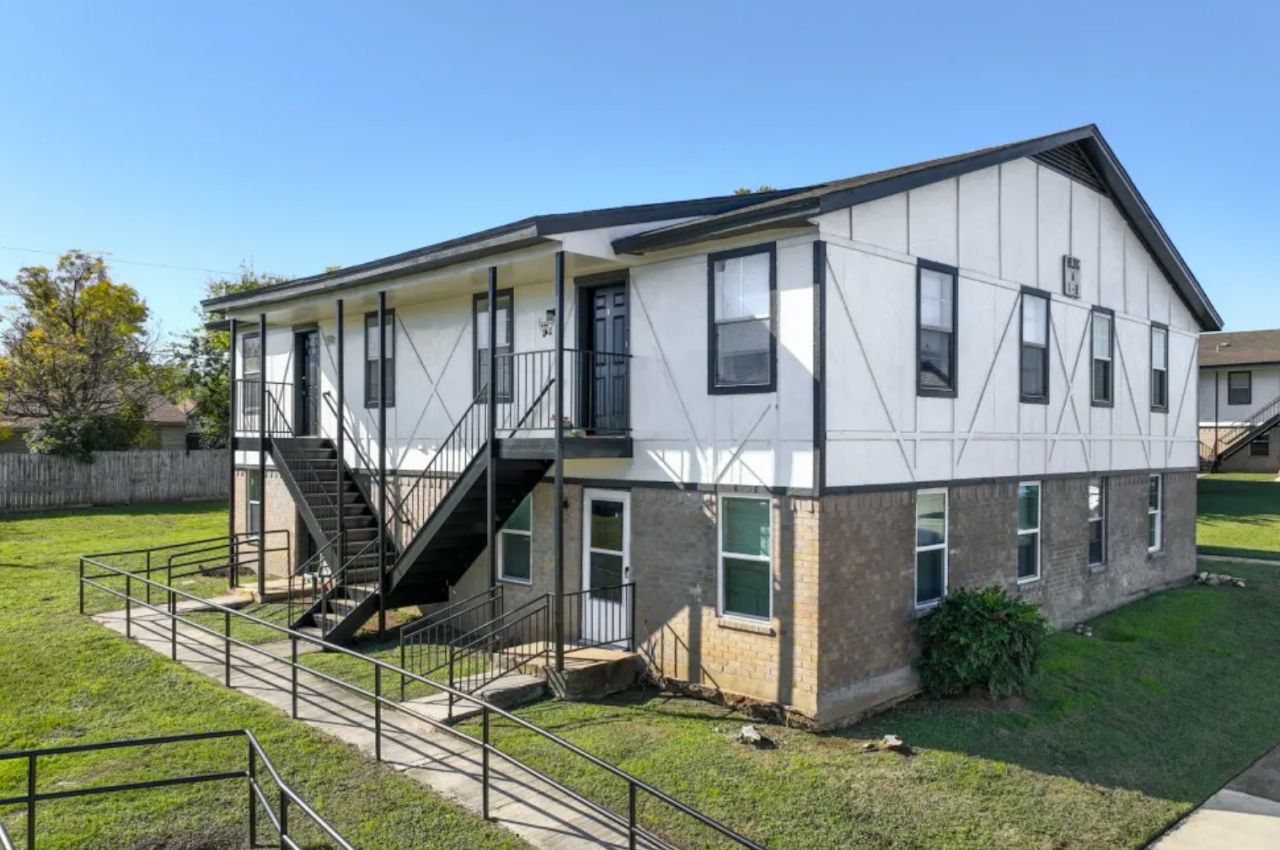 Photo of Bristol Square at 601 Trail Lake Dr Crowley, TX 76036