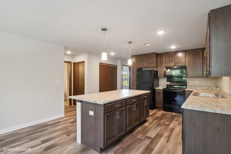 Photo of BARWELL MANOR. Affordable housing located at 565 S MARTIN LUTHER KING JR AVE WAUKEGAN, IL 60085