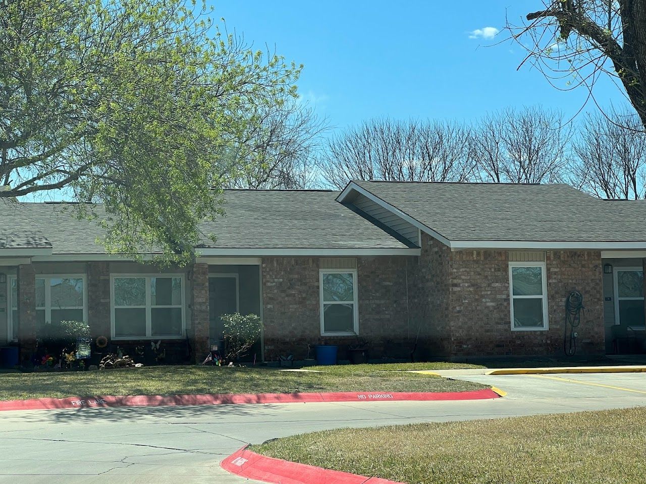 Photo of WINDWOOD APTS II. Affordable housing located at 100 WINDWOOD DR KINGSLAND, TX 78639