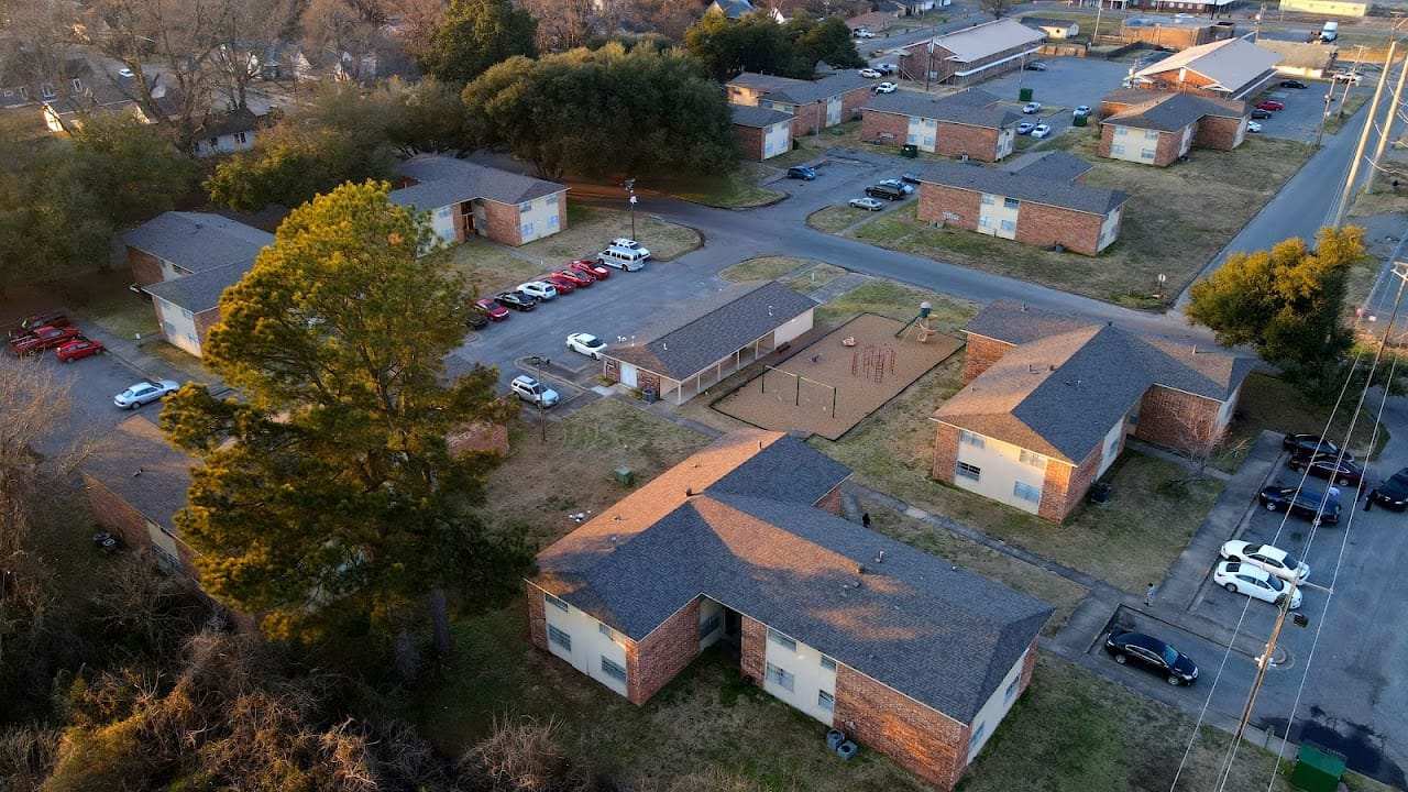 Photo of BROADMOOR ARMS APTS. Affordable housing located at 801 S WISCONSIN ST PINE BLUFF, AR 71601