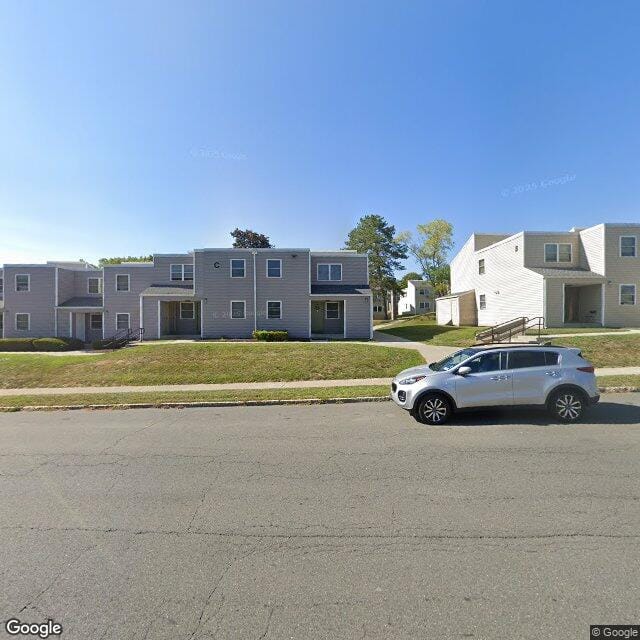 Photo of SKYLINE GARDEN APTS. Affordable housing located at 7 LARK ST ALBANY, NY 12210
