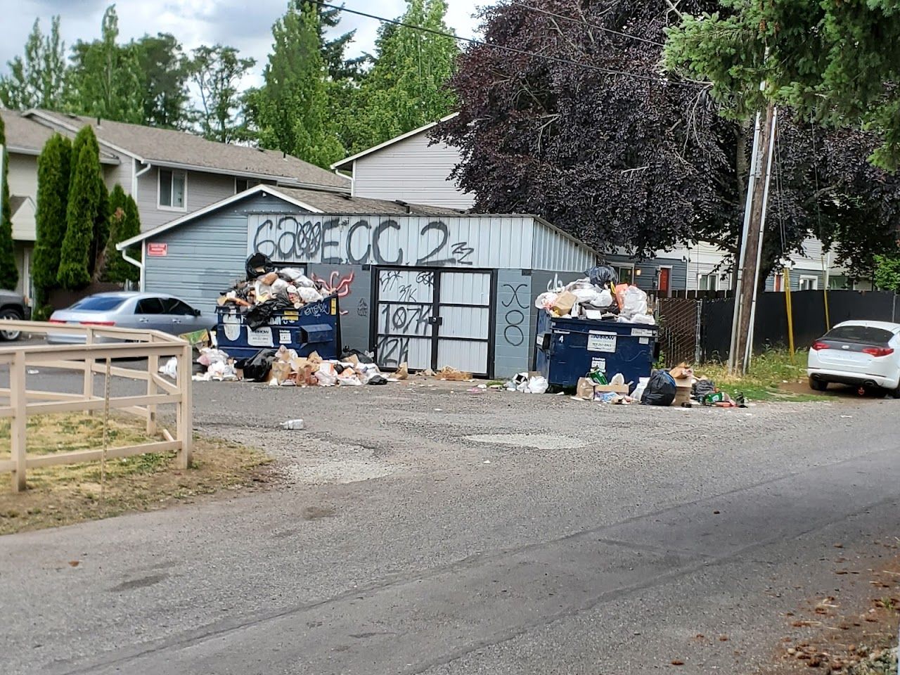 Photo of Briarwood East Apartments at 3302 SE 122nd Ave Portland, OR 97236