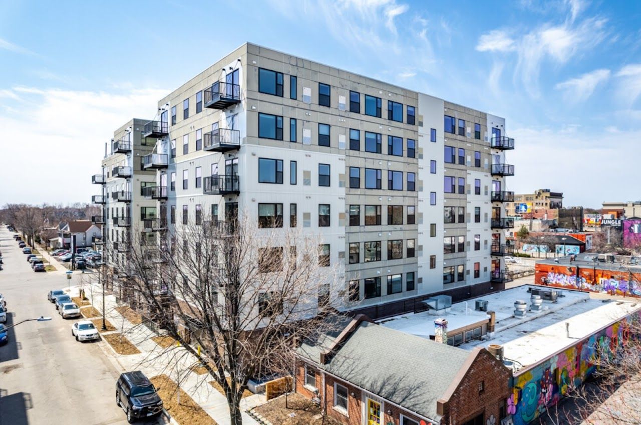 Photo of Lakefield Apartments. Affordable housing located at 550 W Lake St Minneapolis, MN 55408