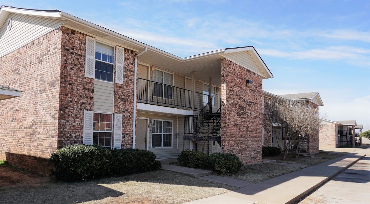 Photo of ARROWHEAD VILLAGE at 324 W NINTH ST HOBART, OK 73651