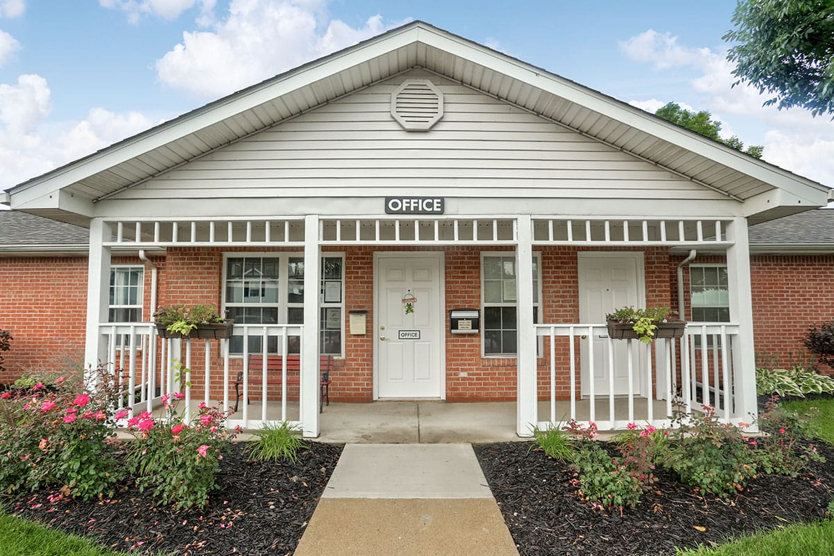 Photo of APPLE GLEN TOWNHOMES. Affordable housing located at 1116 KEAR RD VAN WERT, OH 45891