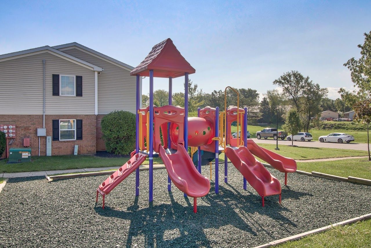 Photo of Harrisburg Station Apartments at 2786 Harrisburg Station Ln Grove City, OH 43123