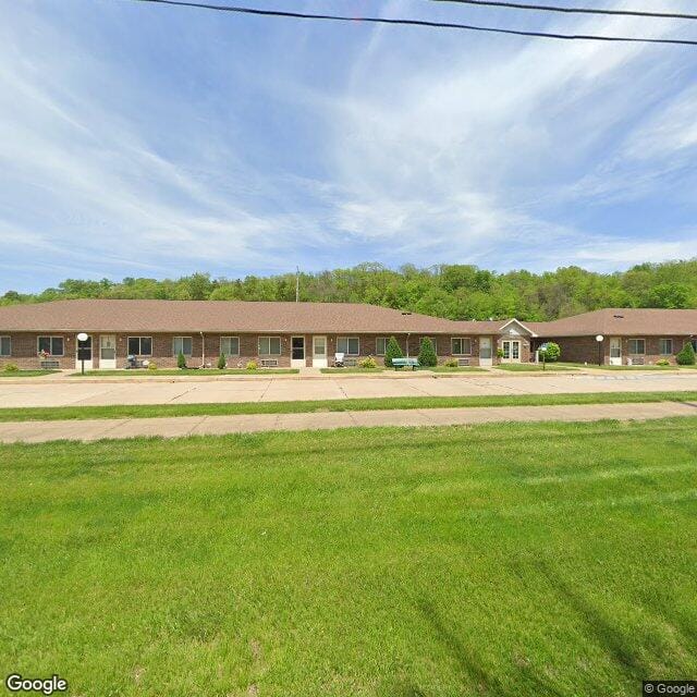 Photo of EAGLE BLUFF APTS PHASE II at 2803A AVE N FORT MADISON, IA 52627