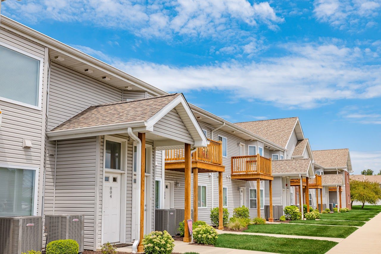 Photo of GARDEN GLEN APTS. Affordable housing located at 1401 S 34TH ST MT VERNON, IL 62864