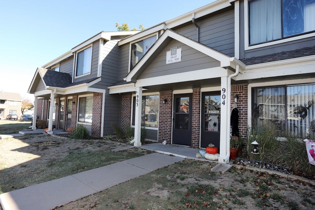 Photo of BERKSHIRE APTS I. Affordable housing located at 8820 W WESTLAWN ST WICHITA, KS 67212