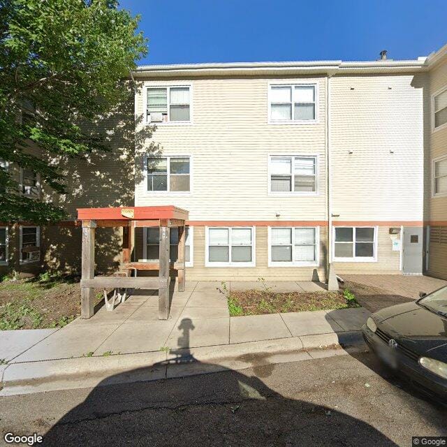 Photo of Buri Manor Apartments at 1515 Chicago Ave Minneapolis, MN 55404