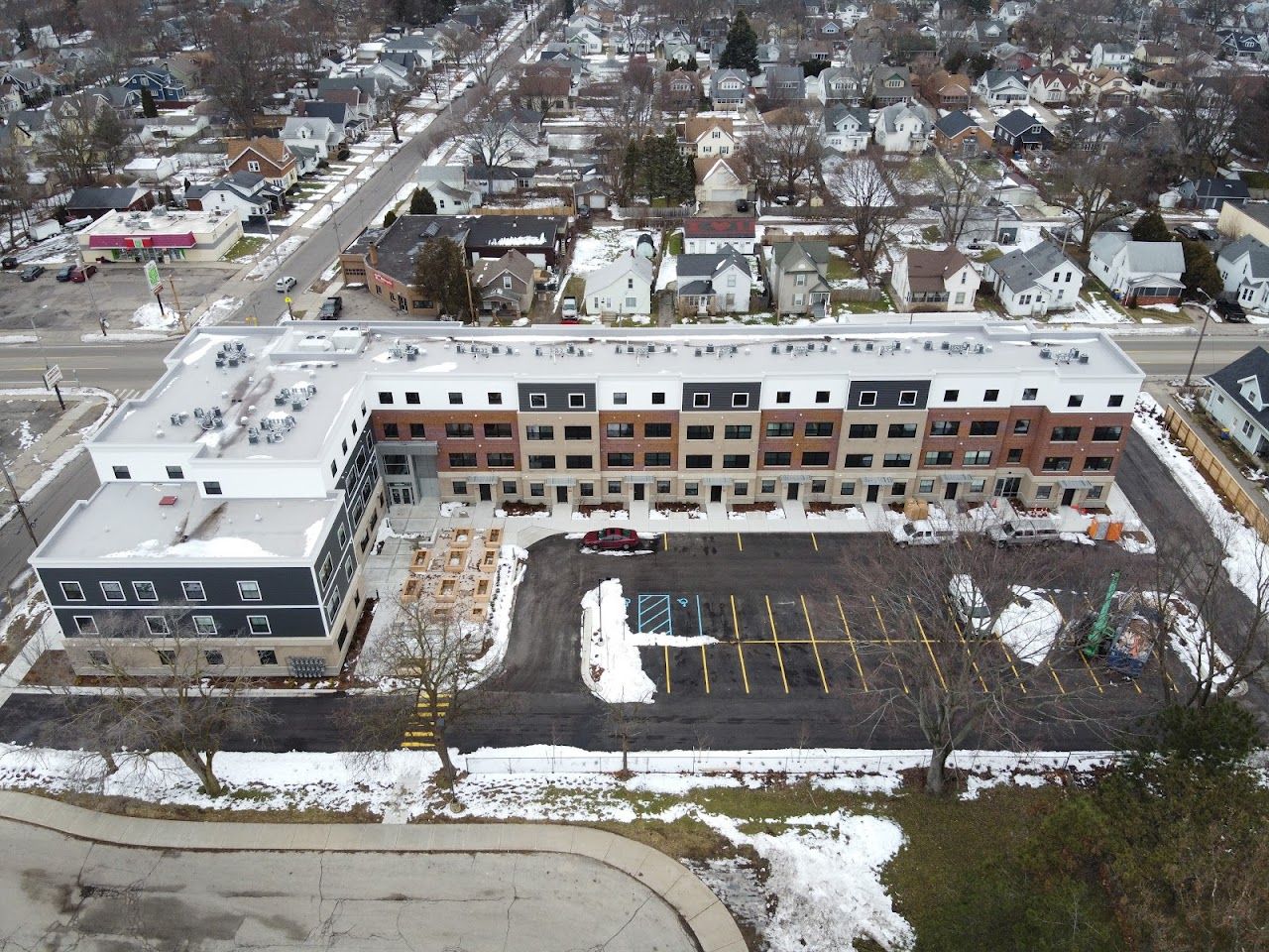 Photo of HARRISON PARK APARTMENTS & TOWNHOMES at 1400 ALPINE AVE NW GRAND RAPIDS, MI 49504