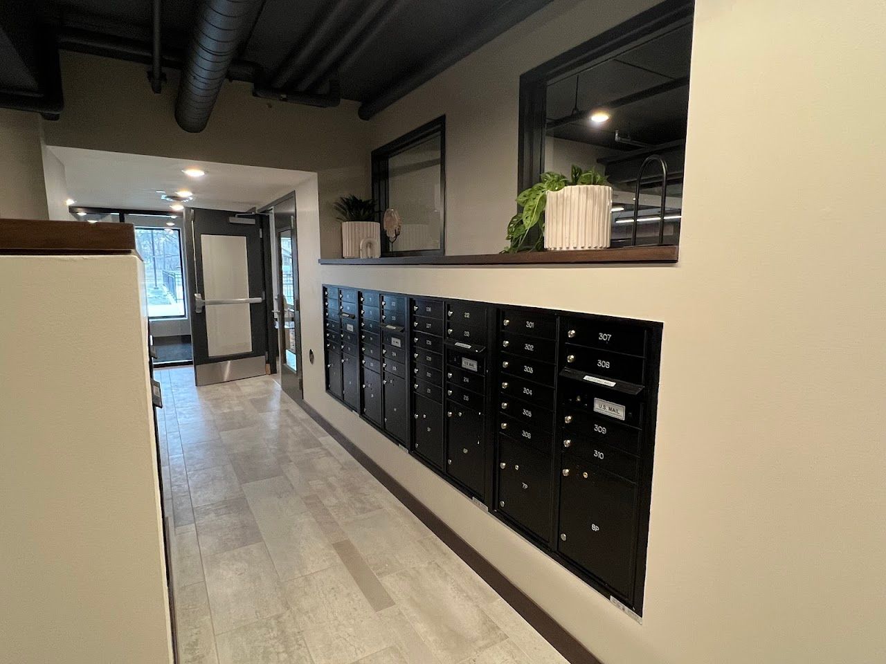 Photo of PARKWAY APARTMENTS at 1428 7TH STREET EAST SAINT PAUL, MN 55106
