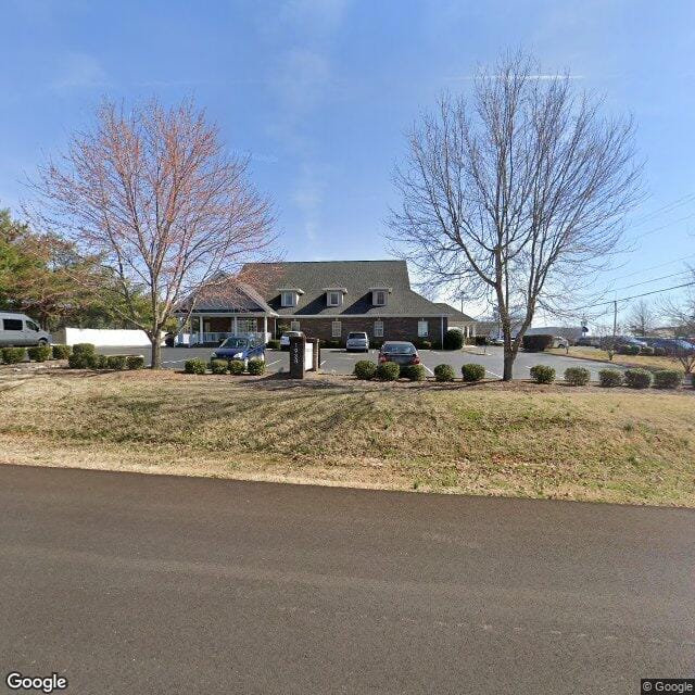 Photo of Residents of Emery Flats. Affordable housing located at 1200 Morgantown Rd Bowling Green, KY 42101