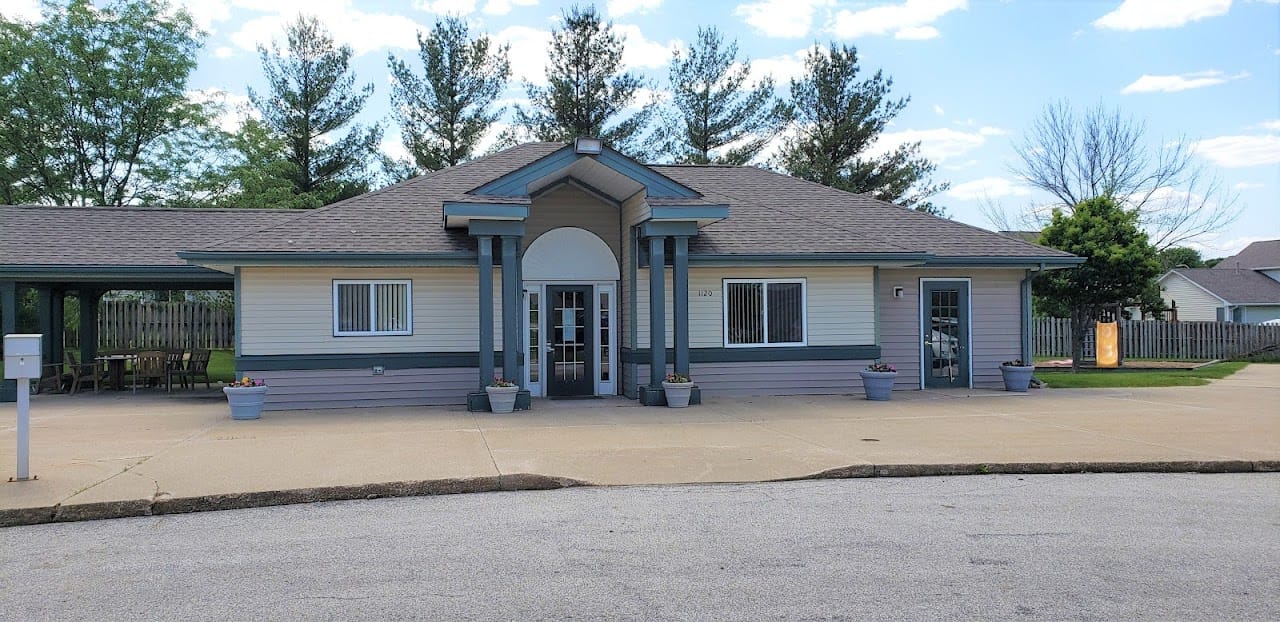 Photo of LYN CIRCLE TOWNHOMES. Affordable housing located at 1120 SE MAPLELEAF LN WAUKEE, IA 50263