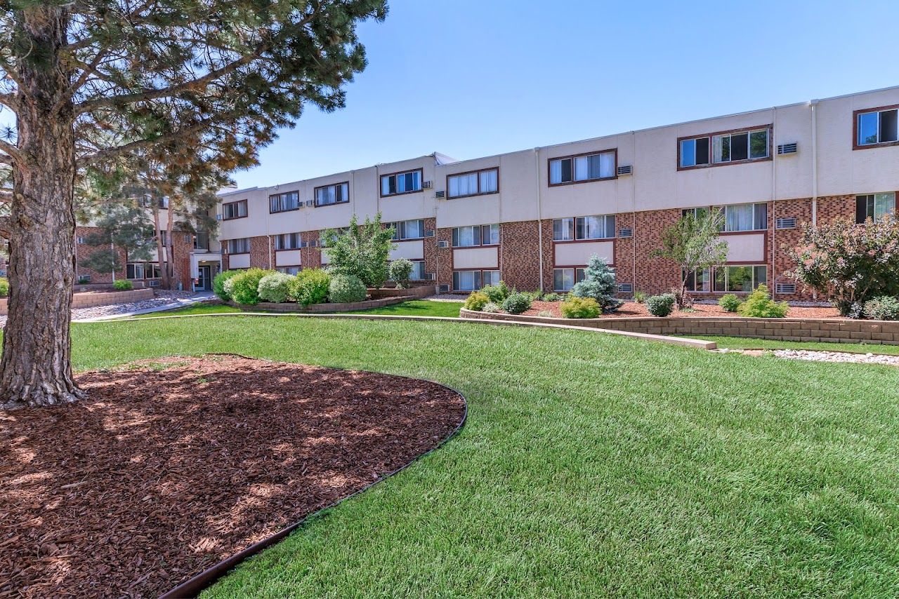 Photo of Palo Verde Apartments. Affordable housing located at 426 W 9th St Pueblo, CO 81003