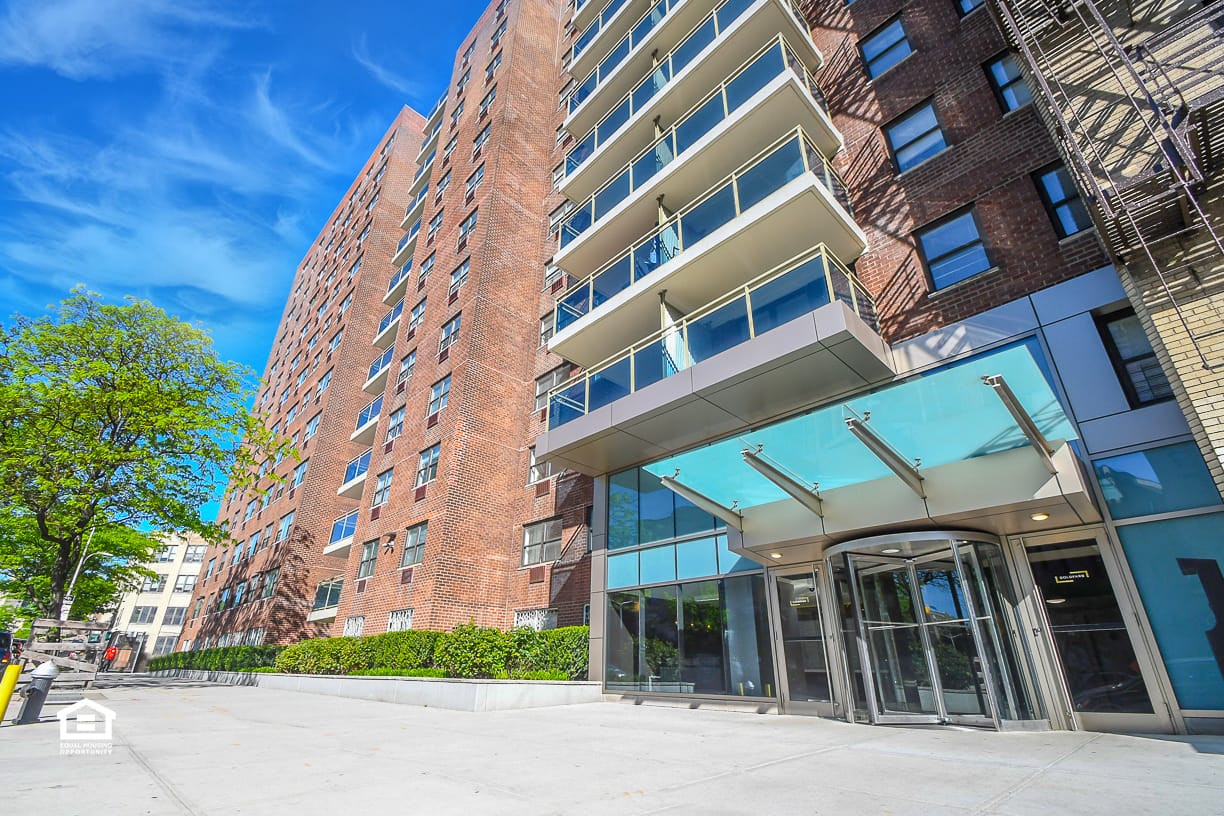 Photo of TARGET APTS V. Affordable housing located at 1971 GRAND AVE BRONX, NY 10453