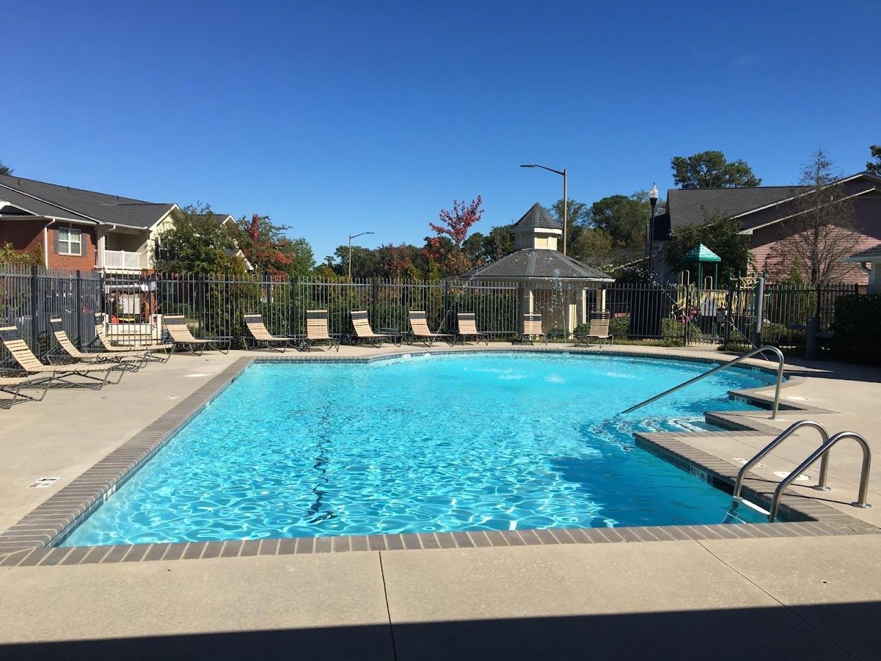 Photo of PINEWOOD PARK APARTMENTS. Affordable housing located at 4755 MERCER UNIVERSITY DR MACON, GA 31210